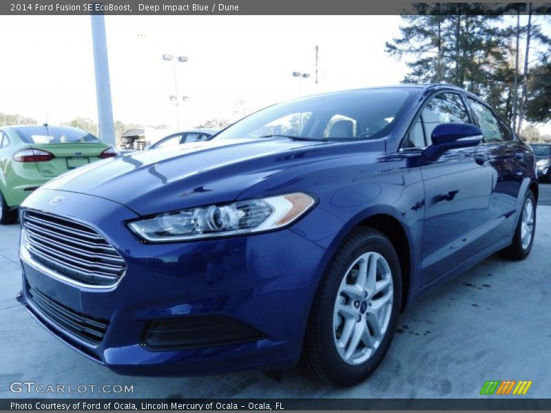 Front 3/4 View of 2014 Fusion SE EcoBoost
