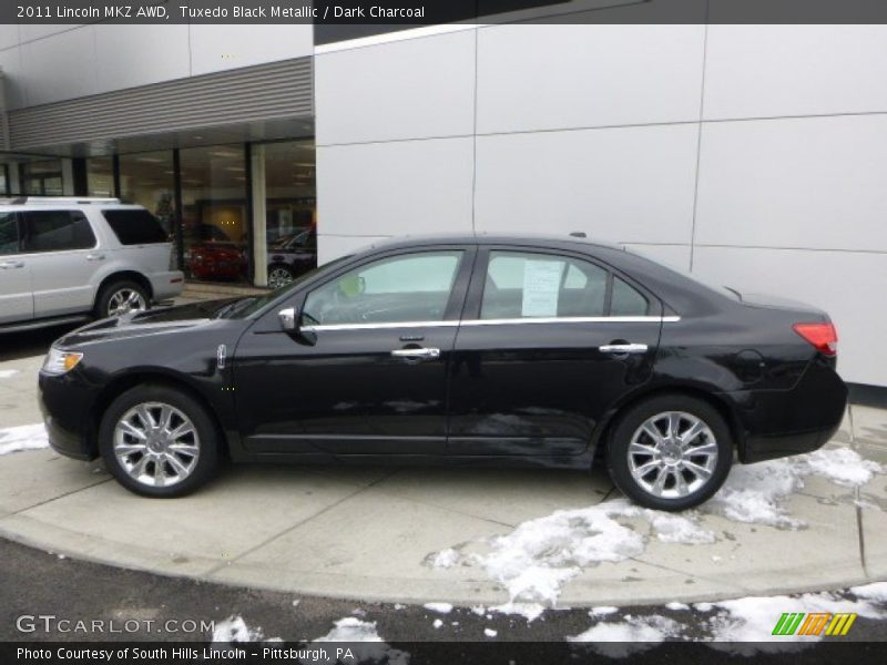 Tuxedo Black Metallic / Dark Charcoal 2011 Lincoln MKZ AWD