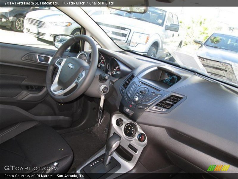 Tuxedo Black / Charcoal Black 2014 Ford Fiesta SE Hatchback
