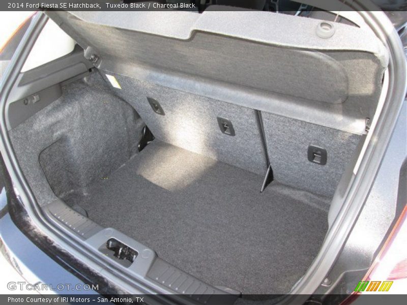 Tuxedo Black / Charcoal Black 2014 Ford Fiesta SE Hatchback