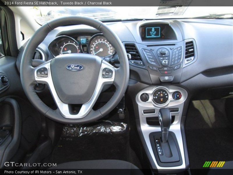 Tuxedo Black / Charcoal Black 2014 Ford Fiesta SE Hatchback