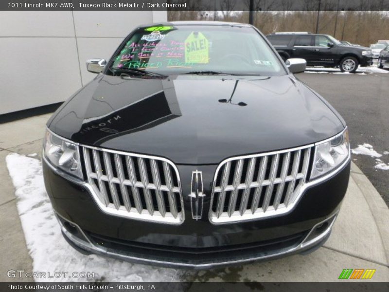 Tuxedo Black Metallic / Dark Charcoal 2011 Lincoln MKZ AWD