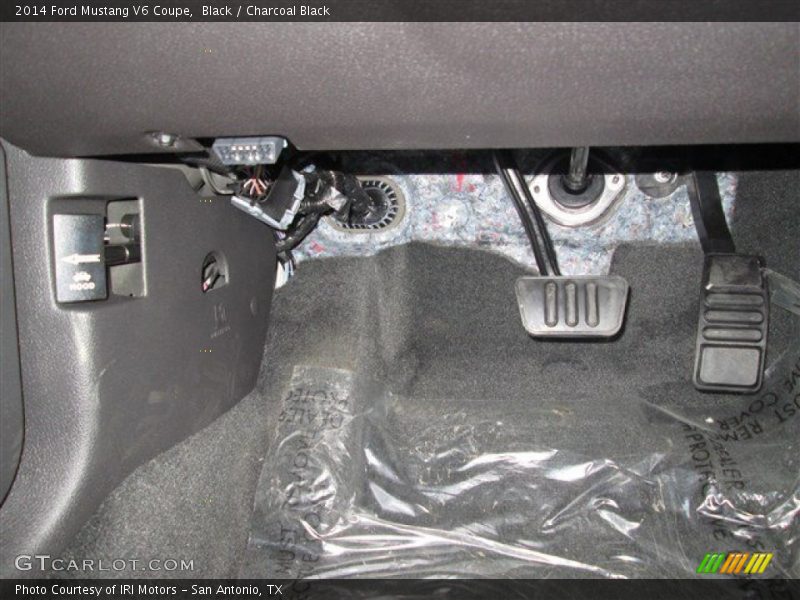 Black / Charcoal Black 2014 Ford Mustang V6 Coupe