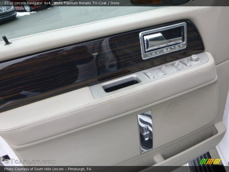 White Platinum Metallic Tri-Coat / Stone 2010 Lincoln Navigator 4x4