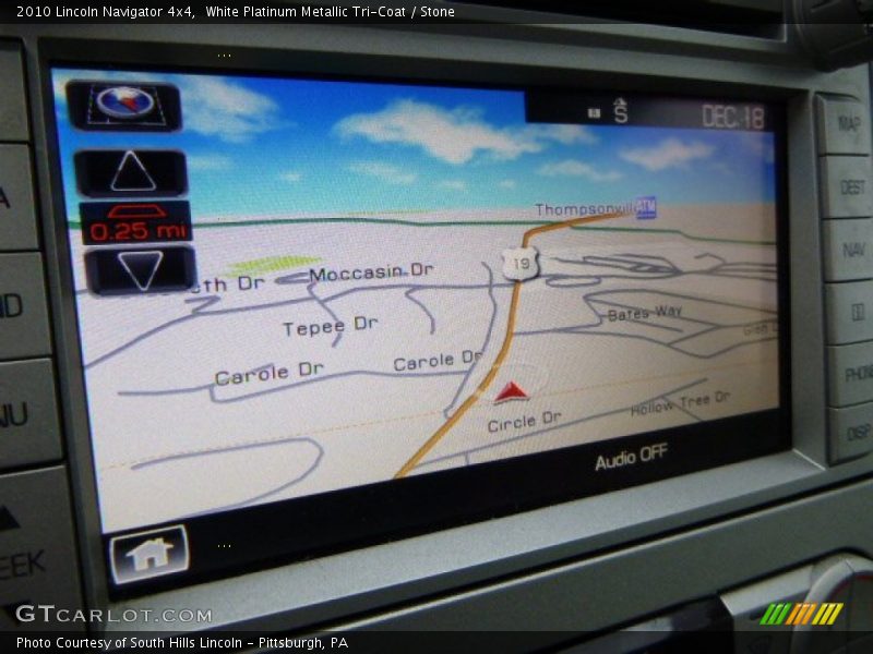 White Platinum Metallic Tri-Coat / Stone 2010 Lincoln Navigator 4x4