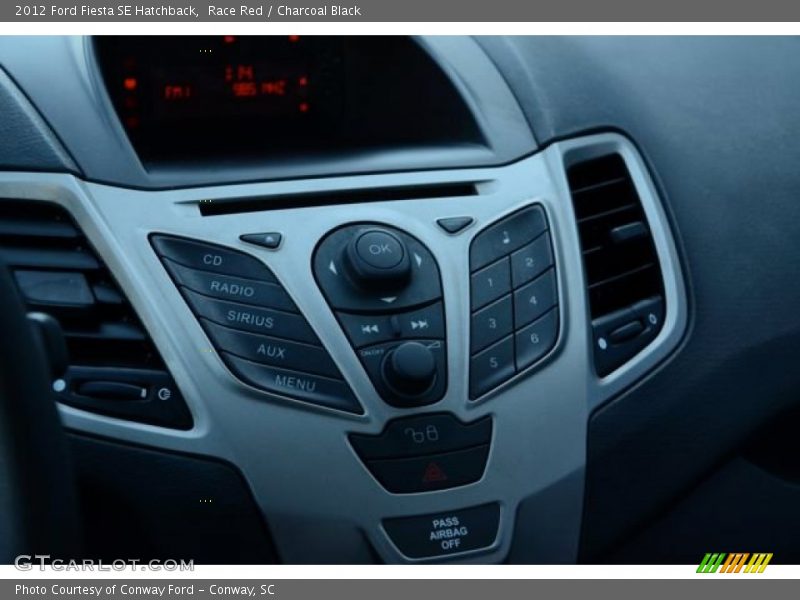 Controls of 2012 Fiesta SE Hatchback
