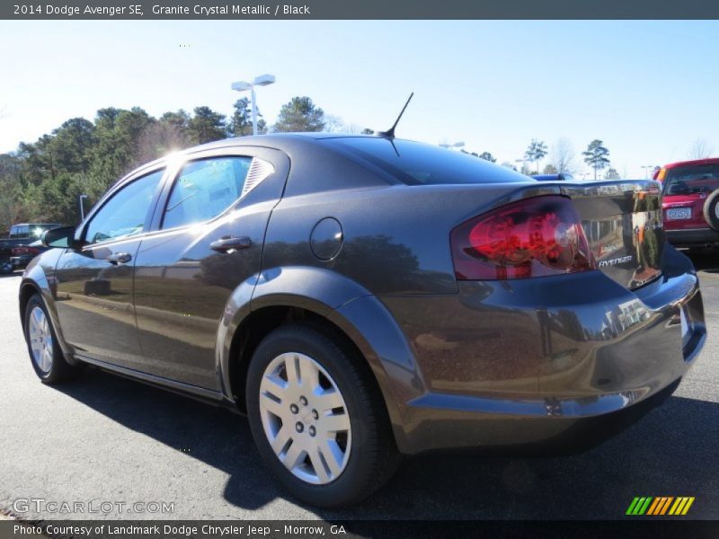 Granite Crystal Metallic / Black 2014 Dodge Avenger SE