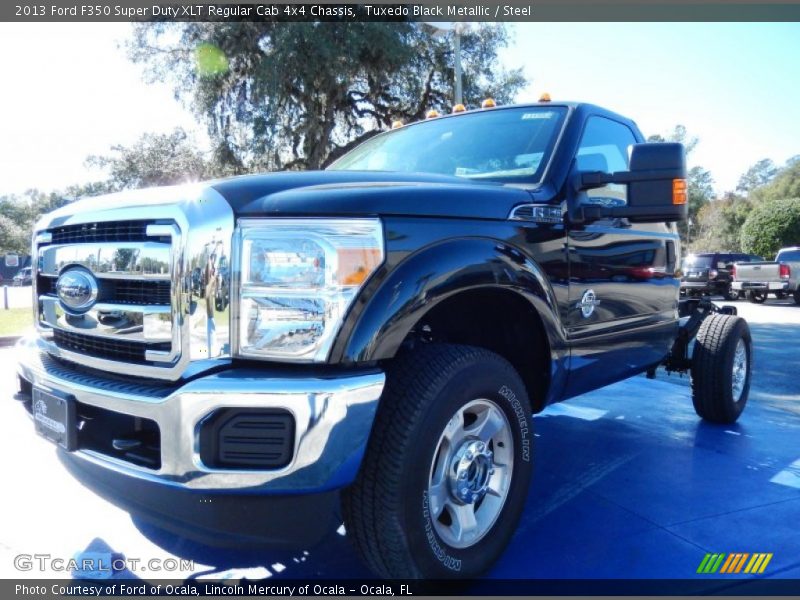 Front 3/4 View of 2013 F350 Super Duty XLT Regular Cab 4x4 Chassis