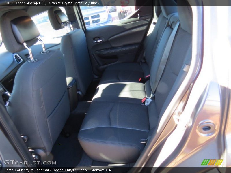Granite Crystal Metallic / Black 2014 Dodge Avenger SE