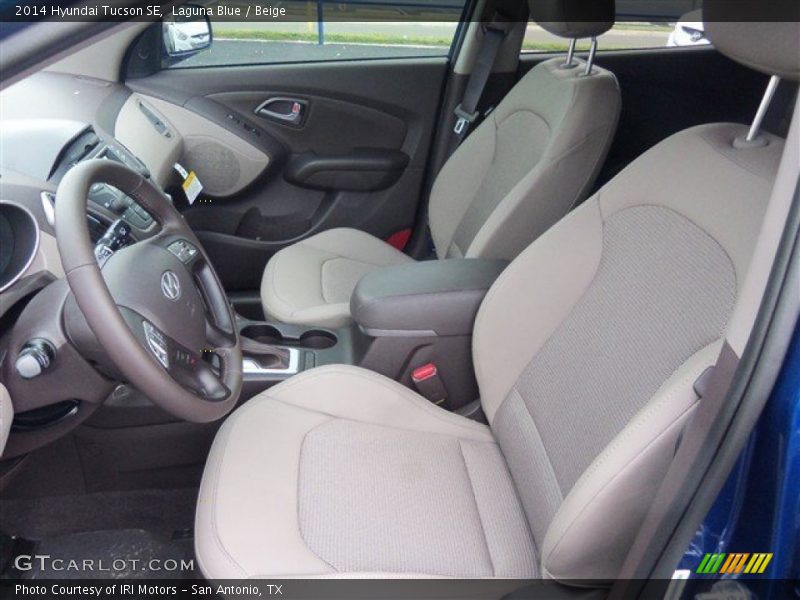 Front Seat of 2014 Tucson SE