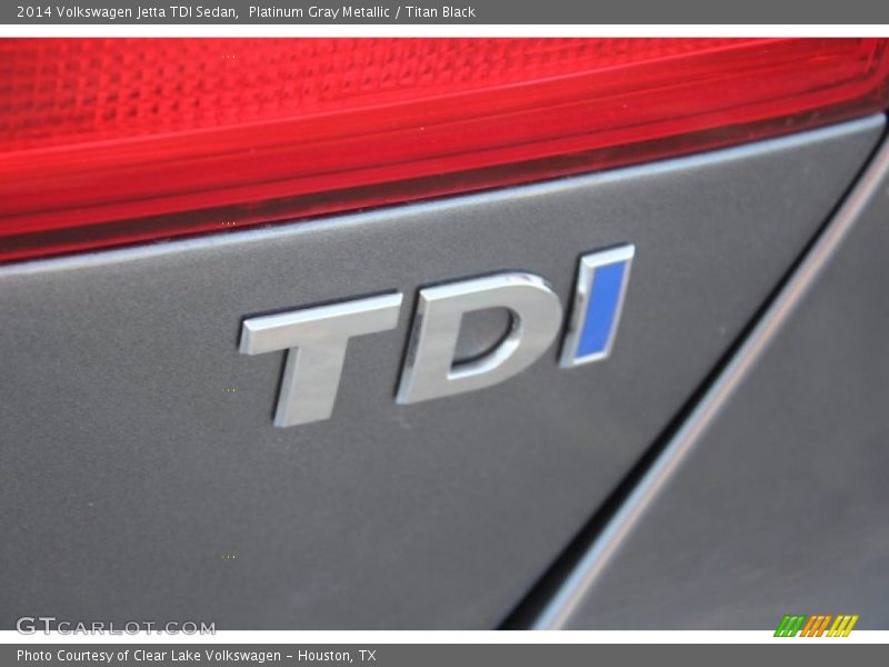 Platinum Gray Metallic / Titan Black 2014 Volkswagen Jetta TDI Sedan