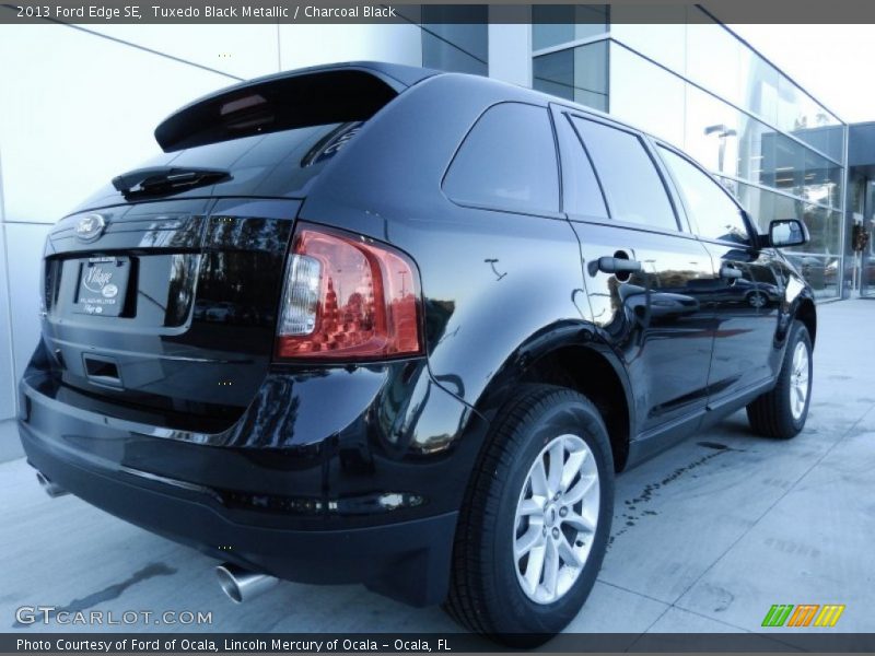 Tuxedo Black Metallic / Charcoal Black 2013 Ford Edge SE