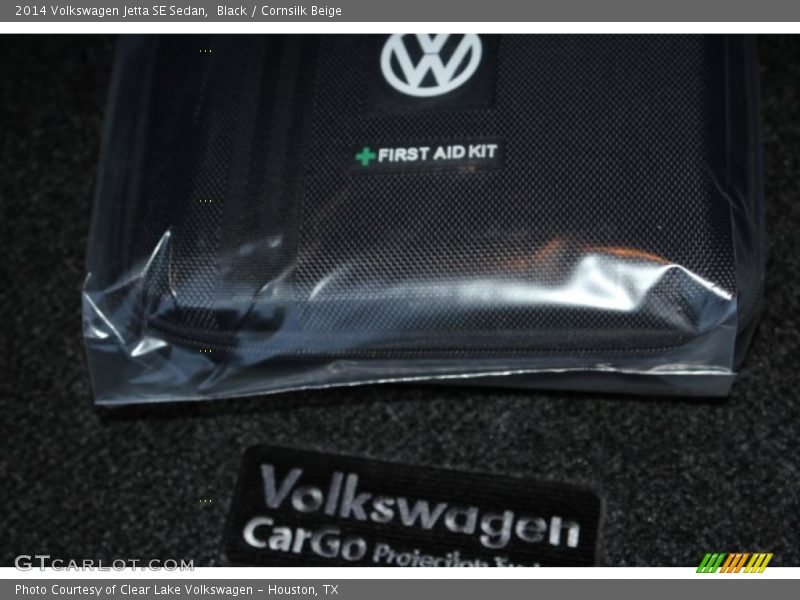 Black / Cornsilk Beige 2014 Volkswagen Jetta SE Sedan