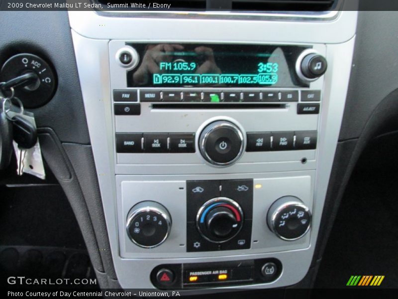 Summit White / Ebony 2009 Chevrolet Malibu LT Sedan