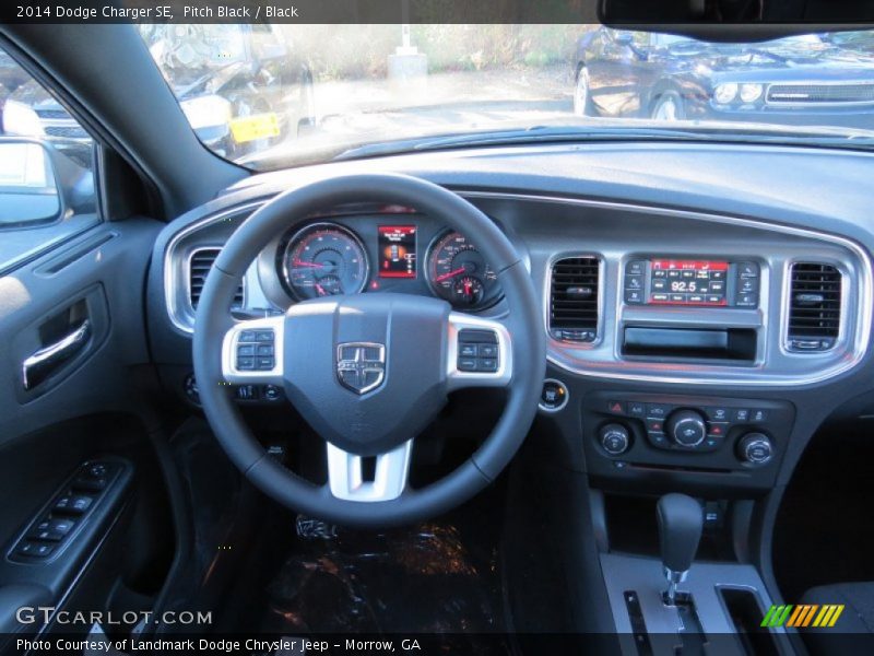 Pitch Black / Black 2014 Dodge Charger SE