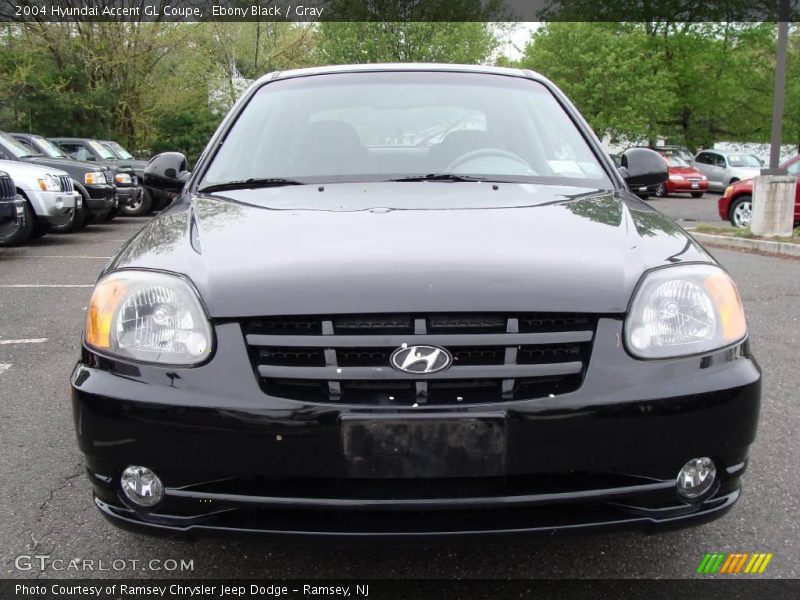 Ebony Black / Gray 2004 Hyundai Accent GL Coupe