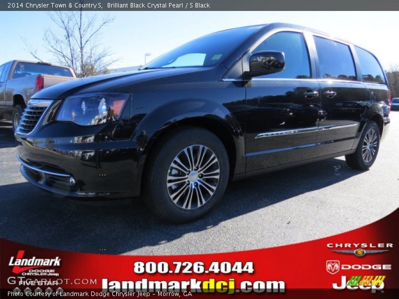 Brilliant Black Crystal Pearl / S Black 2014 Chrysler Town & Country S