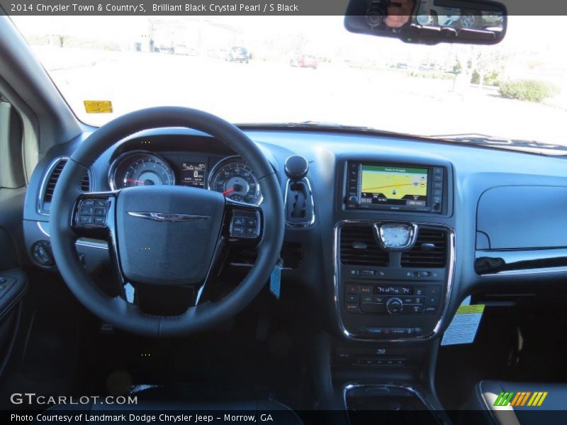 Brilliant Black Crystal Pearl / S Black 2014 Chrysler Town & Country S