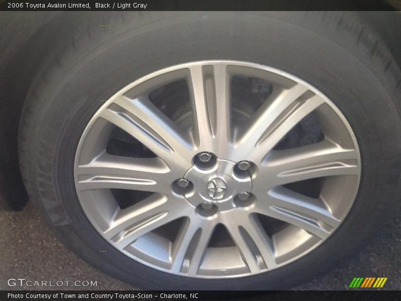 Black / Light Gray 2006 Toyota Avalon Limited