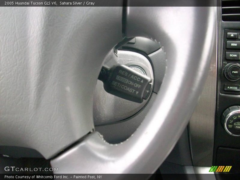 Sahara Silver / Gray 2005 Hyundai Tucson GLS V6