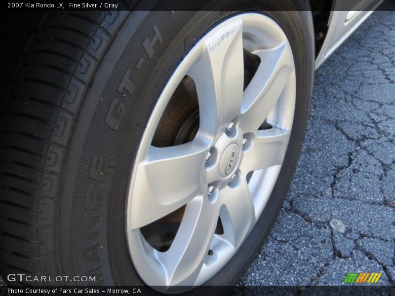 Fine Silver / Gray 2007 Kia Rondo LX
