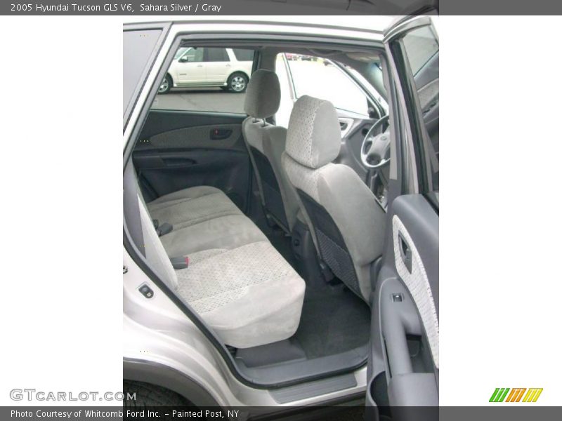 Sahara Silver / Gray 2005 Hyundai Tucson GLS V6