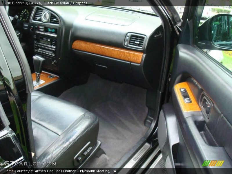 Black Obsidian / Graphite 2001 Infiniti QX4 4x4