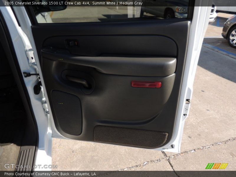 Summit White / Medium Gray 2005 Chevrolet Silverado 1500 LT Crew Cab 4x4