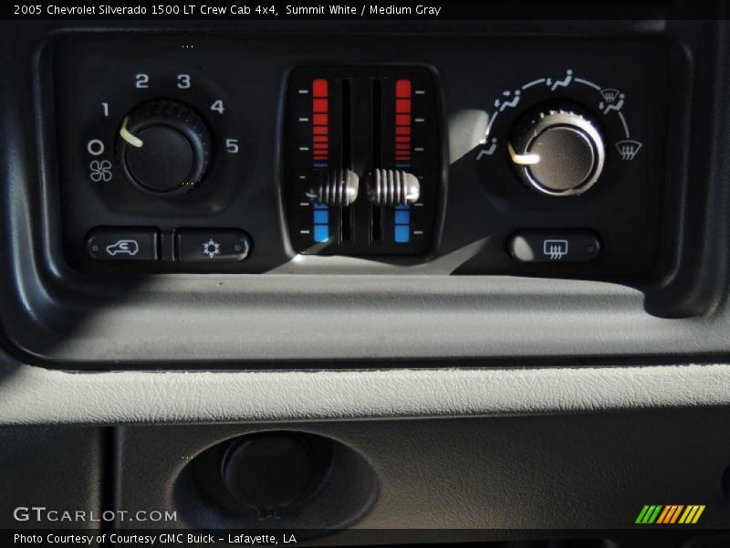 Summit White / Medium Gray 2005 Chevrolet Silverado 1500 LT Crew Cab 4x4