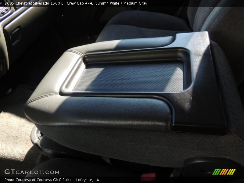 Summit White / Medium Gray 2005 Chevrolet Silverado 1500 LT Crew Cab 4x4