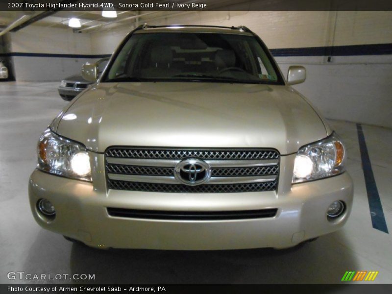 Sonora Gold Pearl / Ivory Beige 2007 Toyota Highlander Hybrid 4WD