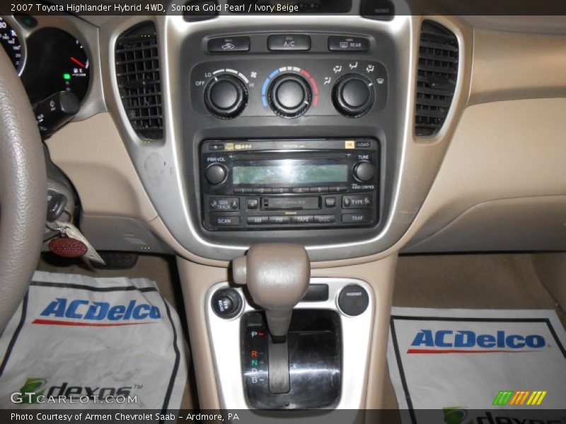 Sonora Gold Pearl / Ivory Beige 2007 Toyota Highlander Hybrid 4WD