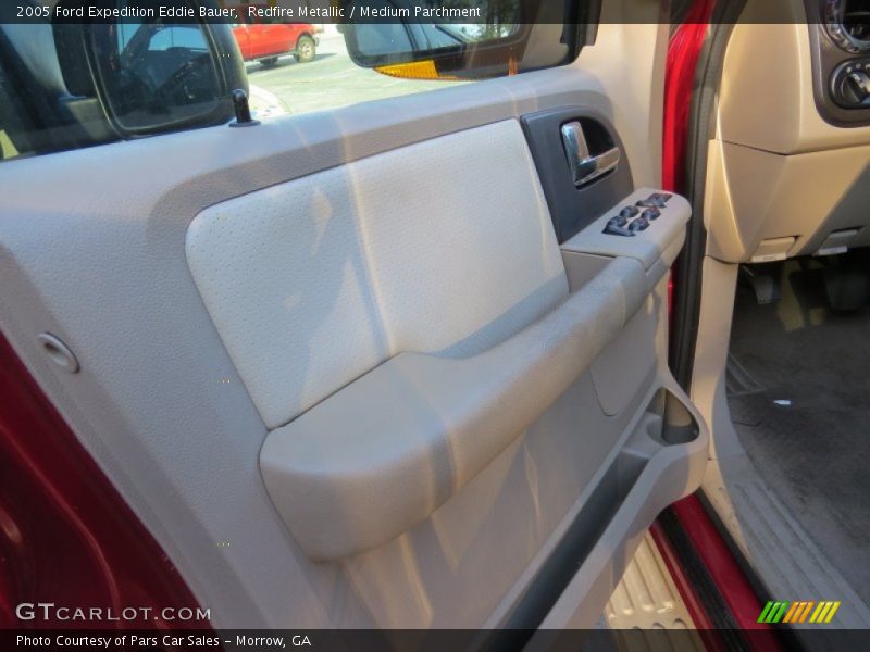 Redfire Metallic / Medium Parchment 2005 Ford Expedition Eddie Bauer