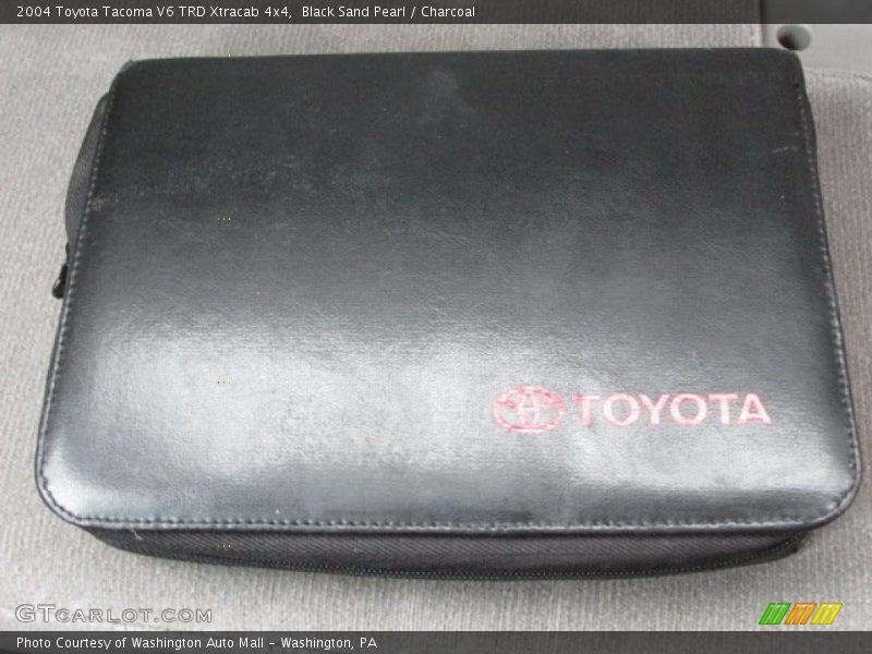 Black Sand Pearl / Charcoal 2004 Toyota Tacoma V6 TRD Xtracab 4x4