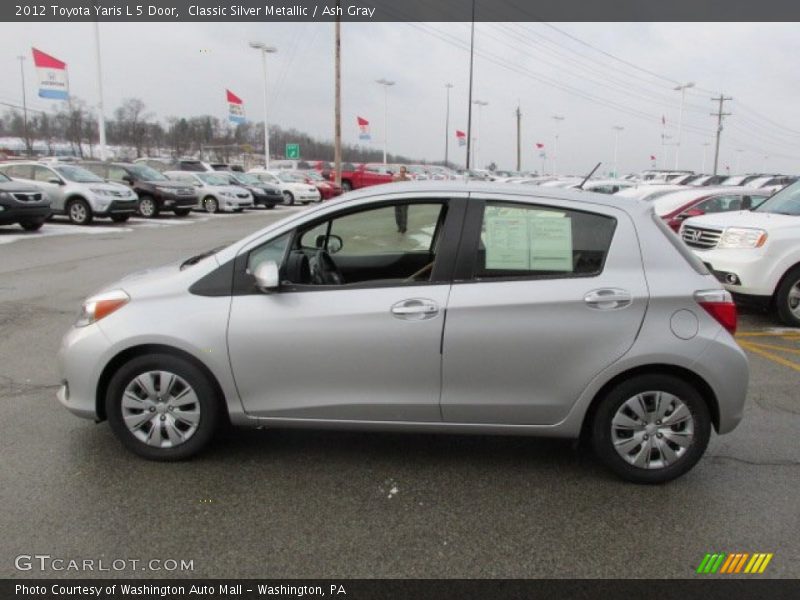 Classic Silver Metallic / Ash Gray 2012 Toyota Yaris L 5 Door