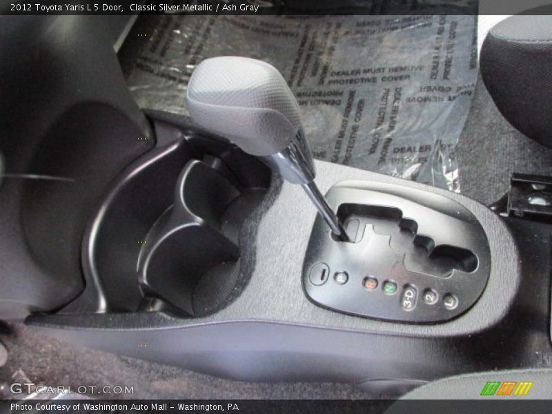 Classic Silver Metallic / Ash Gray 2012 Toyota Yaris L 5 Door