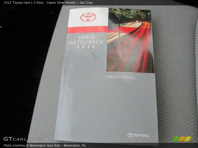 Classic Silver Metallic / Ash Gray 2012 Toyota Yaris L 5 Door