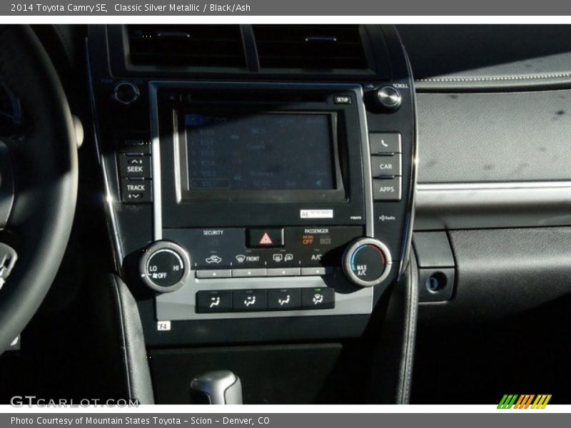 Classic Silver Metallic / Black/Ash 2014 Toyota Camry SE