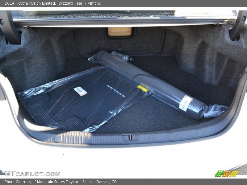 Blizzard Pearl / Almond 2014 Toyota Avalon Limited