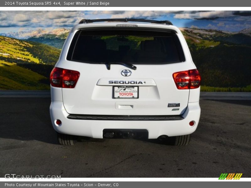 Super White / Sand Beige 2014 Toyota Sequoia SR5 4x4