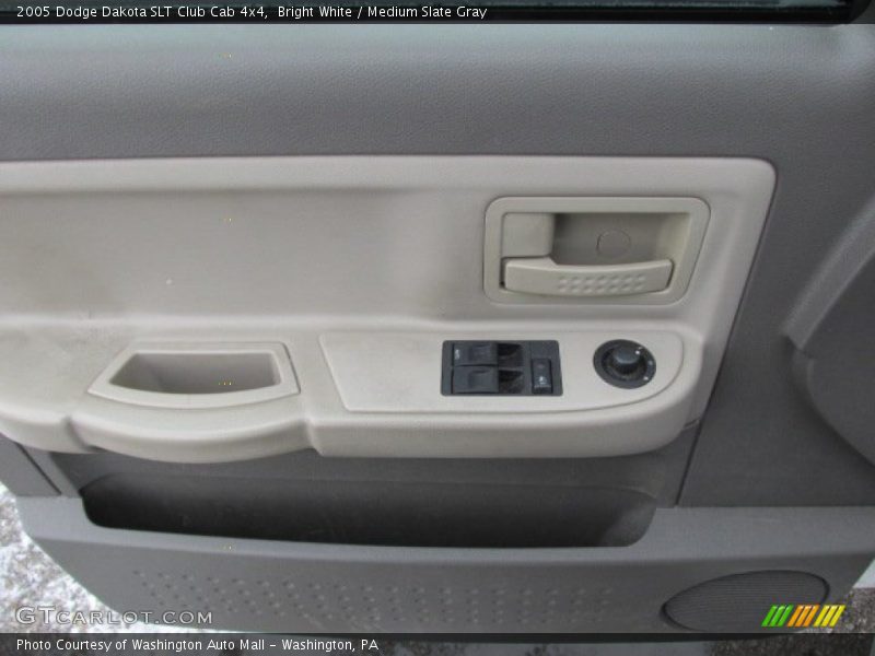 Bright White / Medium Slate Gray 2005 Dodge Dakota SLT Club Cab 4x4