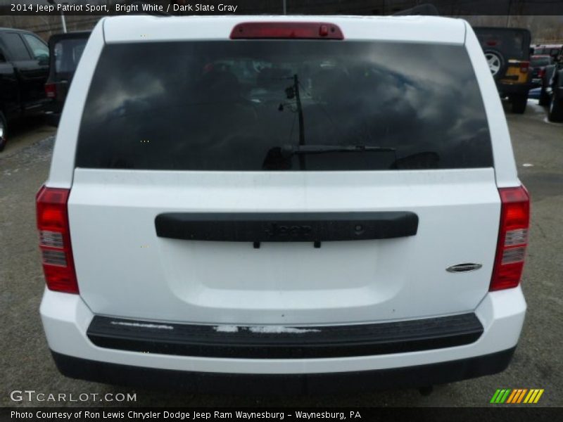 Bright White / Dark Slate Gray 2014 Jeep Patriot Sport