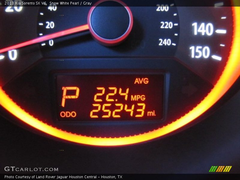 Snow White Pearl / Gray 2013 Kia Sorento SX V6
