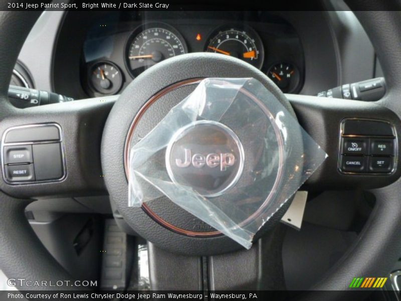 Bright White / Dark Slate Gray 2014 Jeep Patriot Sport