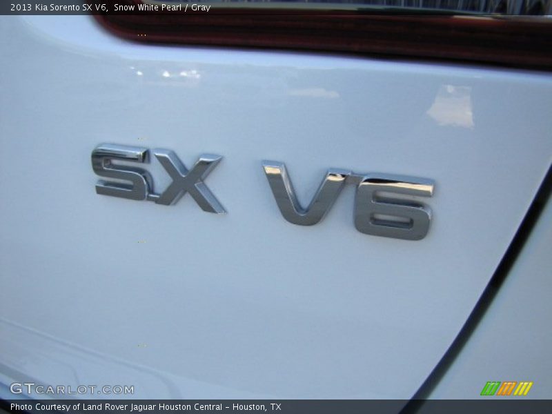 Snow White Pearl / Gray 2013 Kia Sorento SX V6