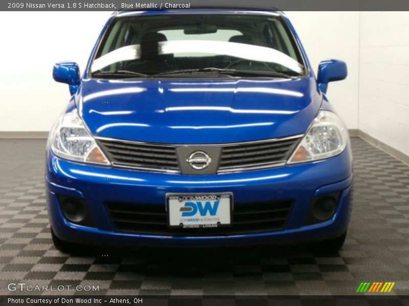Blue Metallic / Charcoal 2009 Nissan Versa 1.8 S Hatchback