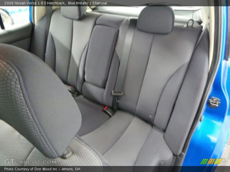 Blue Metallic / Charcoal 2009 Nissan Versa 1.8 S Hatchback