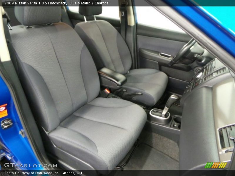 Blue Metallic / Charcoal 2009 Nissan Versa 1.8 S Hatchback