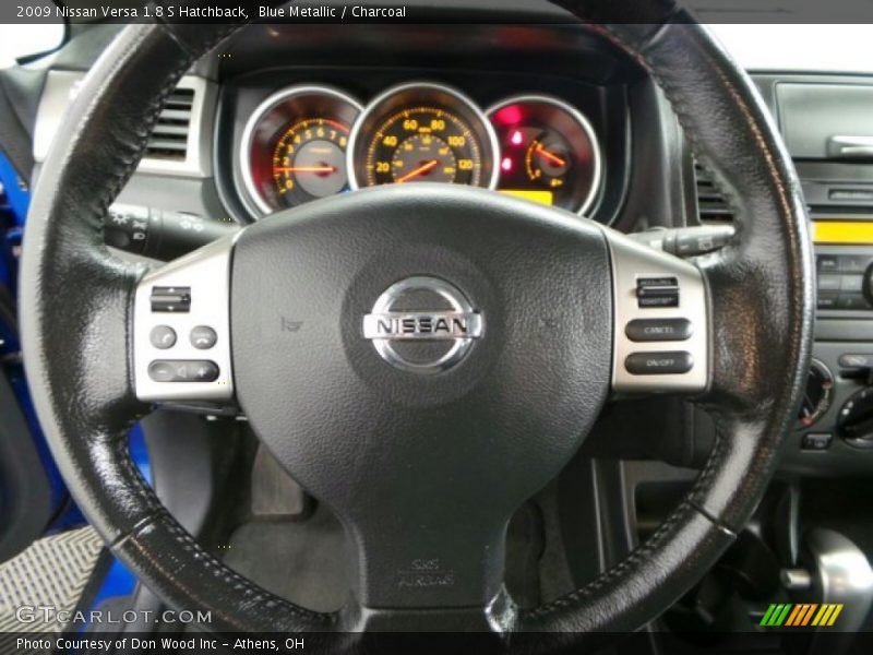 Blue Metallic / Charcoal 2009 Nissan Versa 1.8 S Hatchback