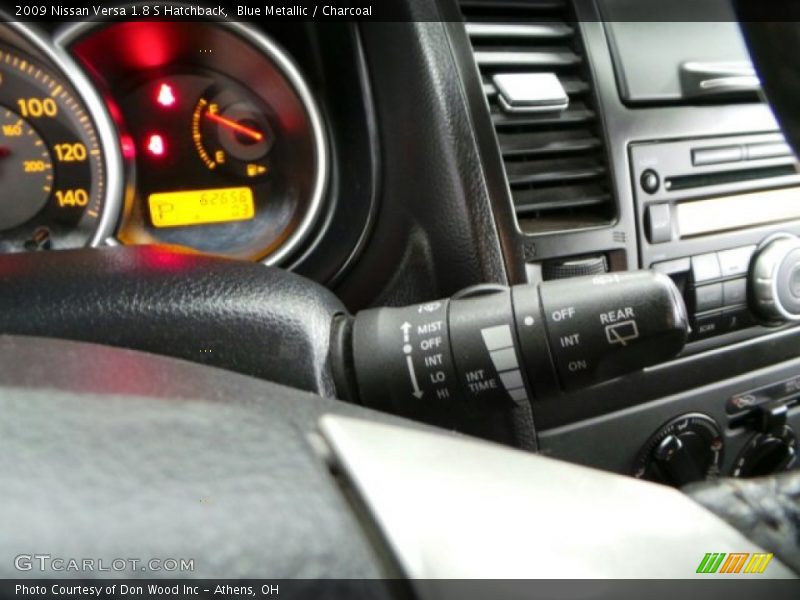 Blue Metallic / Charcoal 2009 Nissan Versa 1.8 S Hatchback